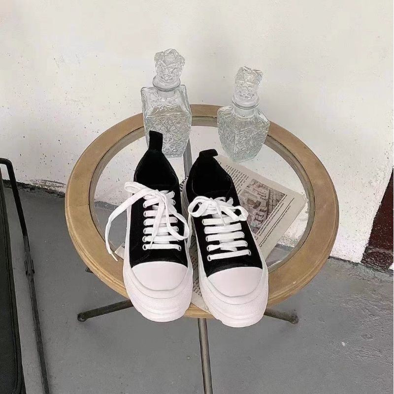 (HÀNG CÓ SẴN - ẢNH THẬT FEEDBACK) CASUAL PLATFORM SNEAKER - GIÀY ULZZANG SNEAKER ĐẾ CAO 5CM 2 MÀU DÁNG CƠ BẢN