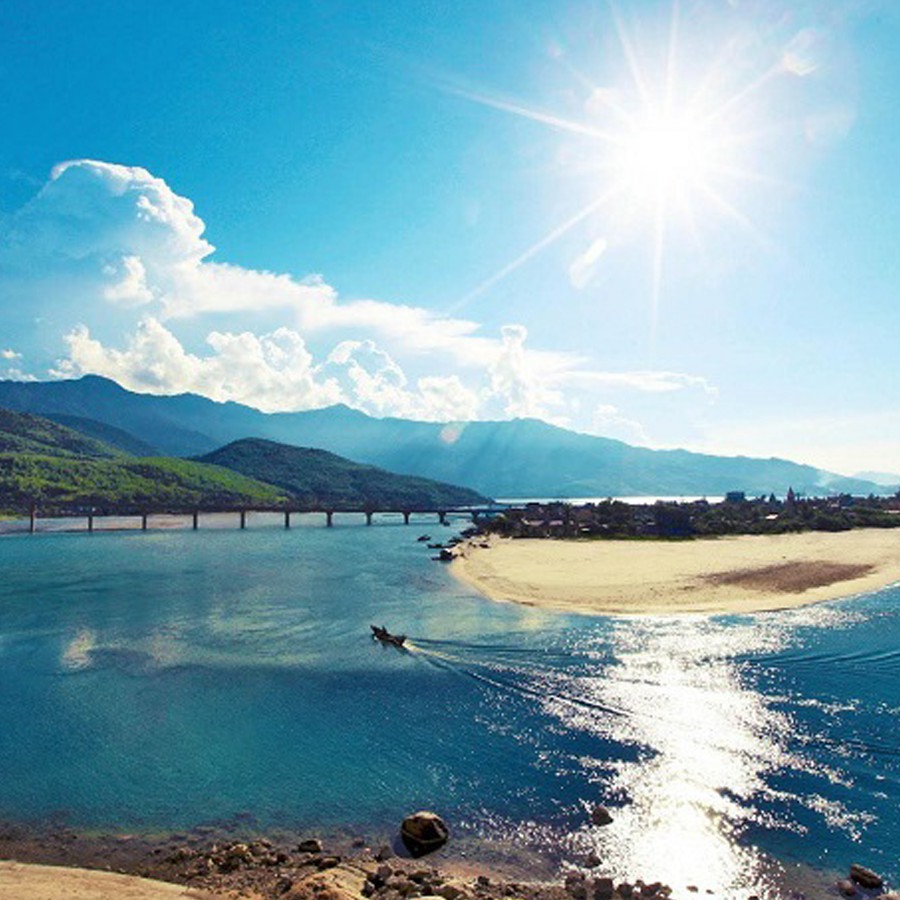 Huế  Tour tham quan Huế 1 ngày từ Đà Nẵng