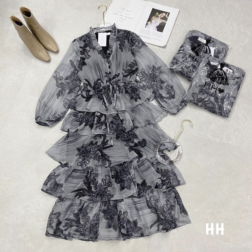 Váy Thiết Kế Hoa Tầng Cổ V, Váy tơ hoa tầng sang chảnh, xinh xắn - Video thật 100% - H&N Store | BigBuy360 - bigbuy360.vn