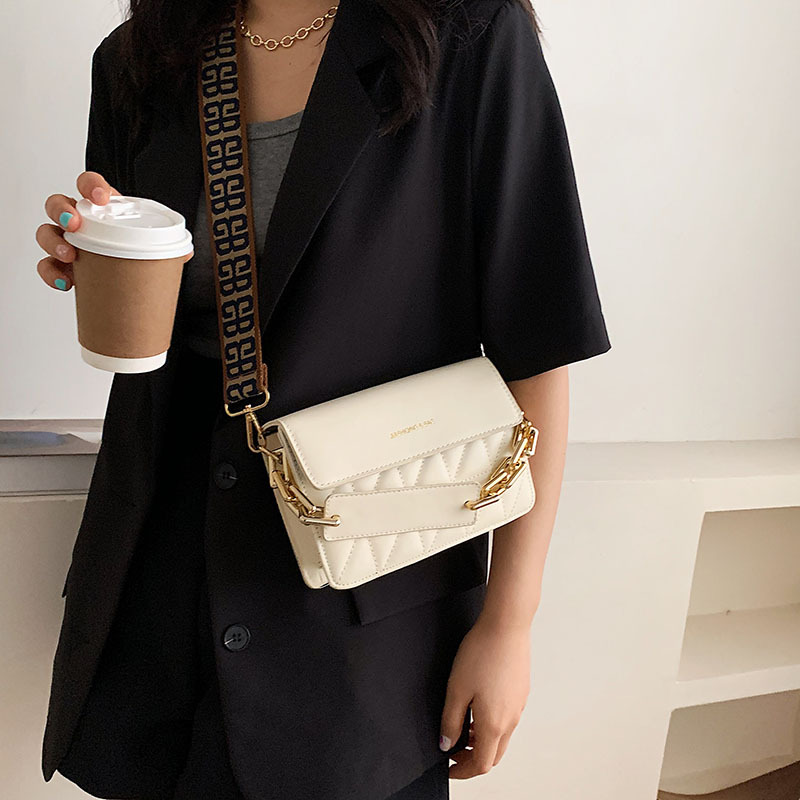 JASMIN NOIR PU Leather Women's Sling Bag Fashion Chain Messenger Bag Small Flap