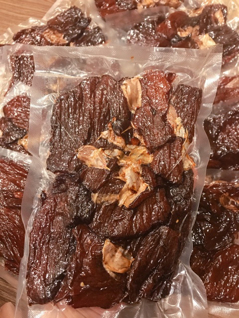 Bò ướt tỏi gia truyền phố cổ - Gói 200gr | BigBuy360 - bigbuy360.vn