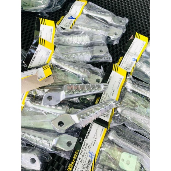 Gác chân nhôm takegawa gắn dòng xe honda _ yamaha