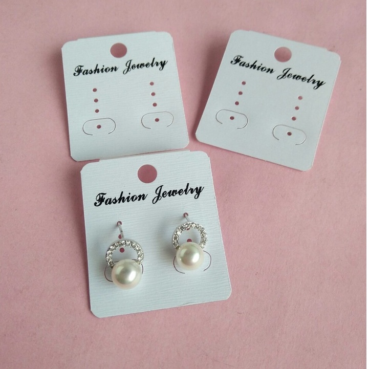Set tag giấy treo bông tai nhựa cứng màu trắng sáng đẹp sang trọng - namimi
