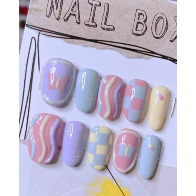 Nailbox thiết kế sắc màu