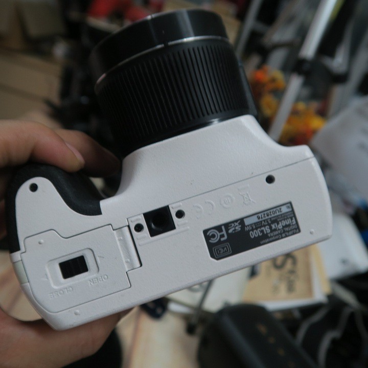 Máy ảnh Fujifilm SL300 14Mpx quay chụp tốt | BigBuy360 - bigbuy360.vn