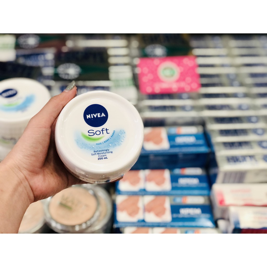 Kem Dưỡng Ẩm Nivea Của Đức Refreshingly Soft Moisturising Cream Face Body & Hand 200ml.