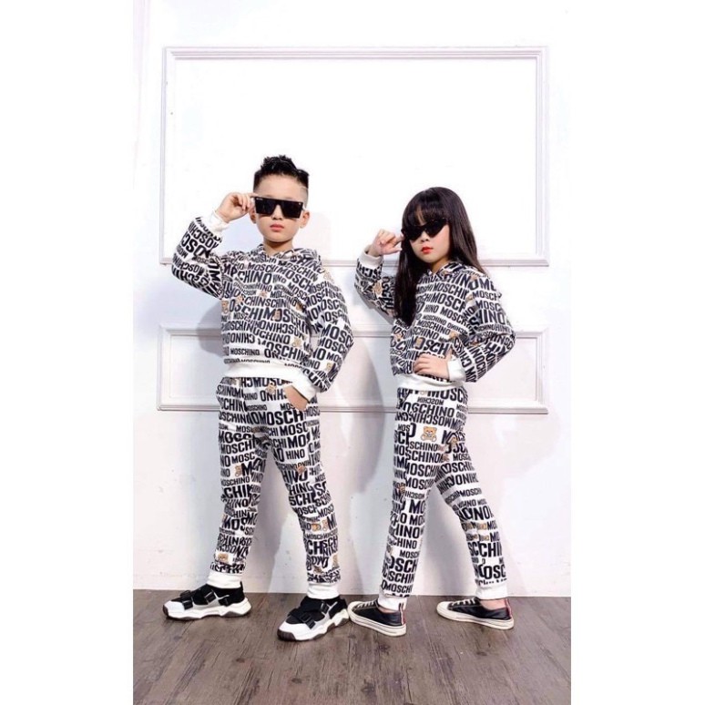 Xả Bộ gấu Moschi.no in tràn bo viền trắng cho bé