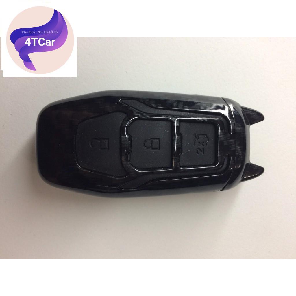 ốp khóa carbon 3 nút xe Ford