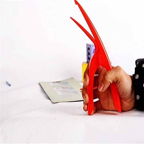 Dụng cụ lột vỏ tôm tiện lợi