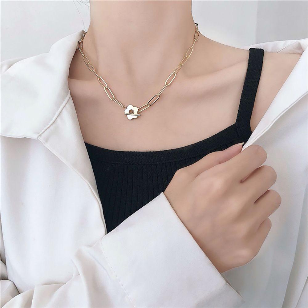 Vòng Cổ Choker Bằng Hợp Kim Thiết Kế Đục Lỗ Đơn Giản Phong Cách Hàn Quốc Cho Nữ