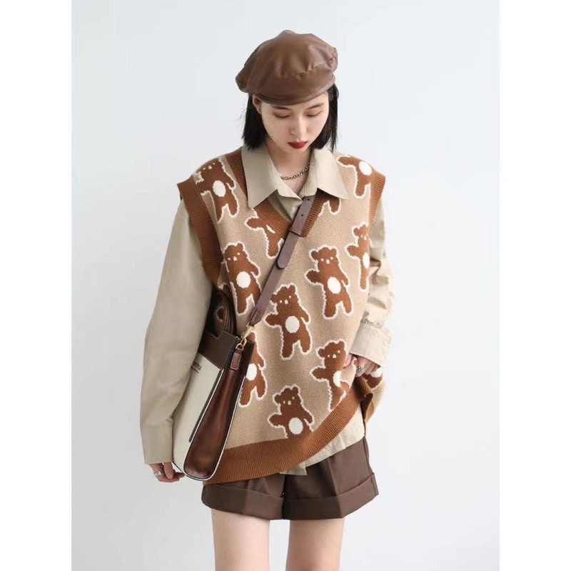 Áo ghile, giày dép có sẵn