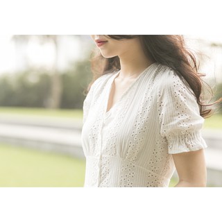 Váy ren trắng tiểu thư
