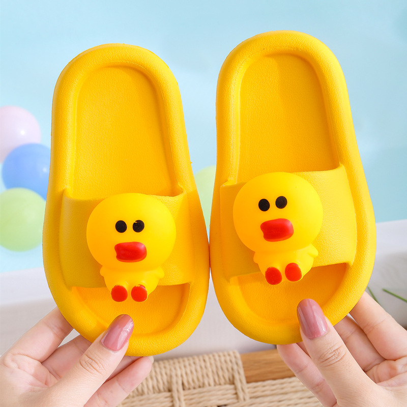Dép đi trong nhà chống trượt họa tiết hoạt hình dễ thương dành cho trẻ em