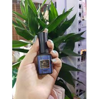 Sơn ENOU đen trắng