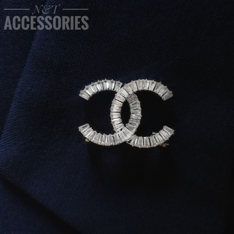 Cài Áo Pha Lê Hàng Cao Cấp