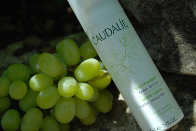 XỊT KHOÁNG CAUDALIE | BigBuy360 - bigbuy360.vn