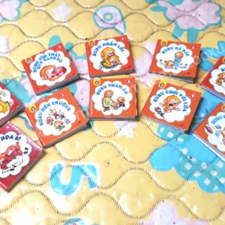 Đồ chơi truyện BuBu đọc được miniature 1:12