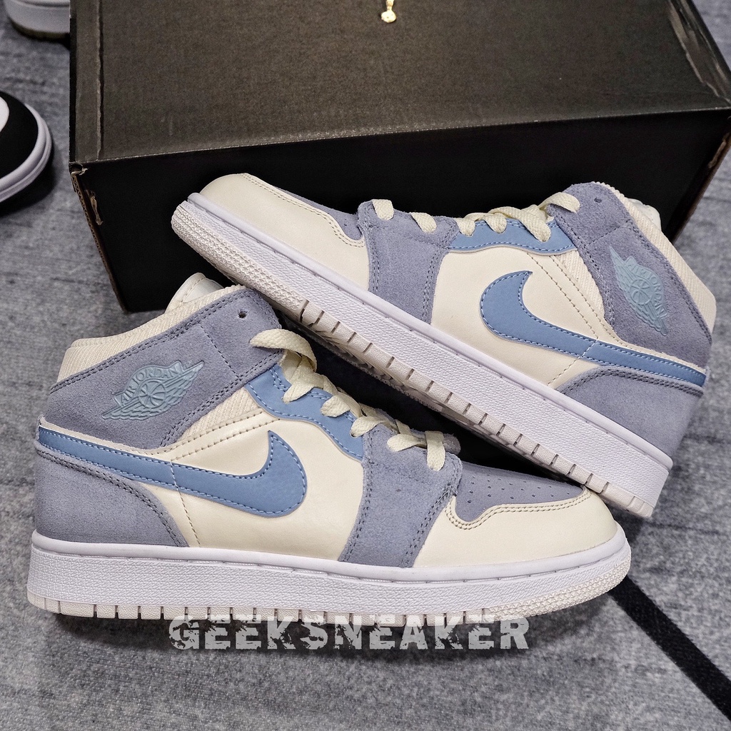 [GeekSneaker] Giày Sneaker Jordan 1 Mid Mixed Textures Blue - Mid Top
