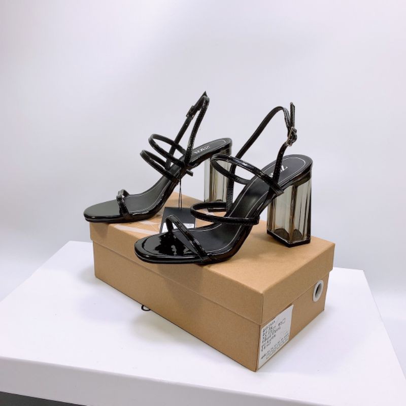 B(ẢNH THẬT) Sandal 9p Quai Mảnh Gót Mica Da Bóng Fullbox Tag Hãng Cao Cấp