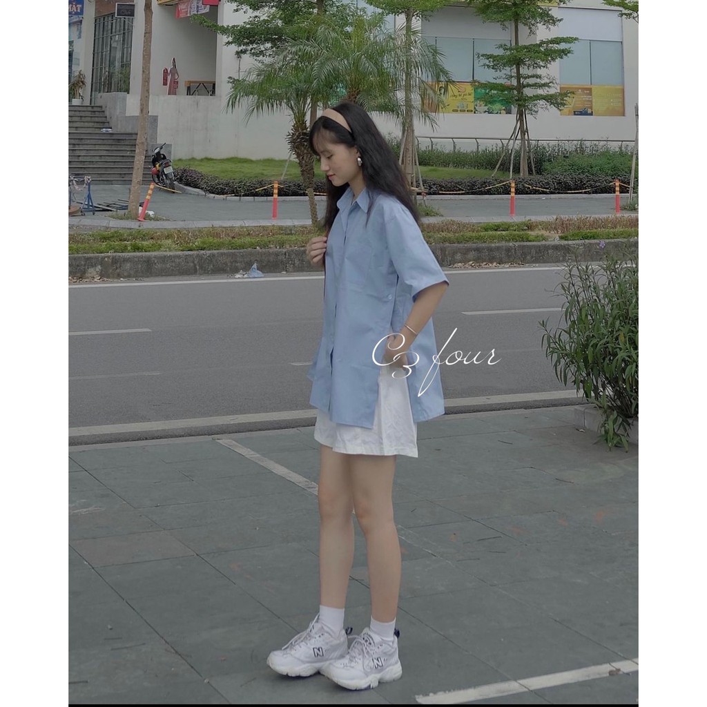 Áo sơ mi tay ngắn xẻ tà 2 bên