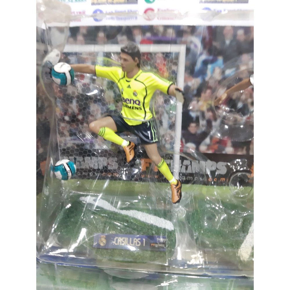 Set tượng cầu thủ bóng đá Casillas Raul Ronaldo Real Madrid 2006-2007 home FT Champs 3in 7.5cm
