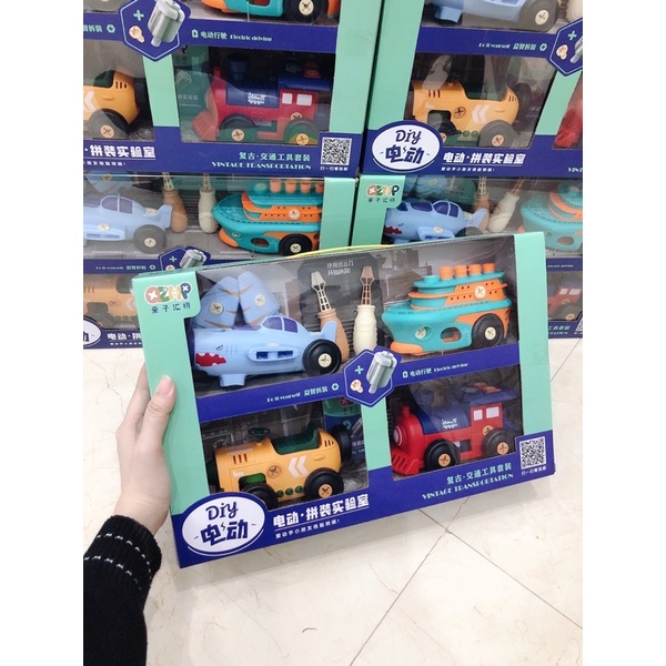 SET_4_XE_TỰ_LẮP_GHÉP_CHO_BÉ