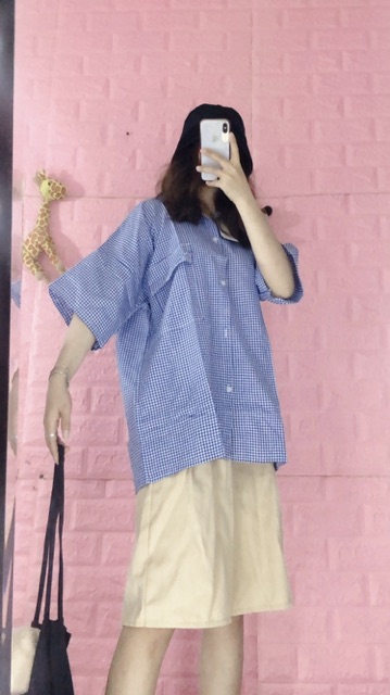 Sơ mi kẻ kèm quần kaki
