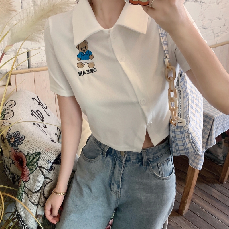 Áo crop top tay ngắn họa tiết thêu xinh xắn dễ thương