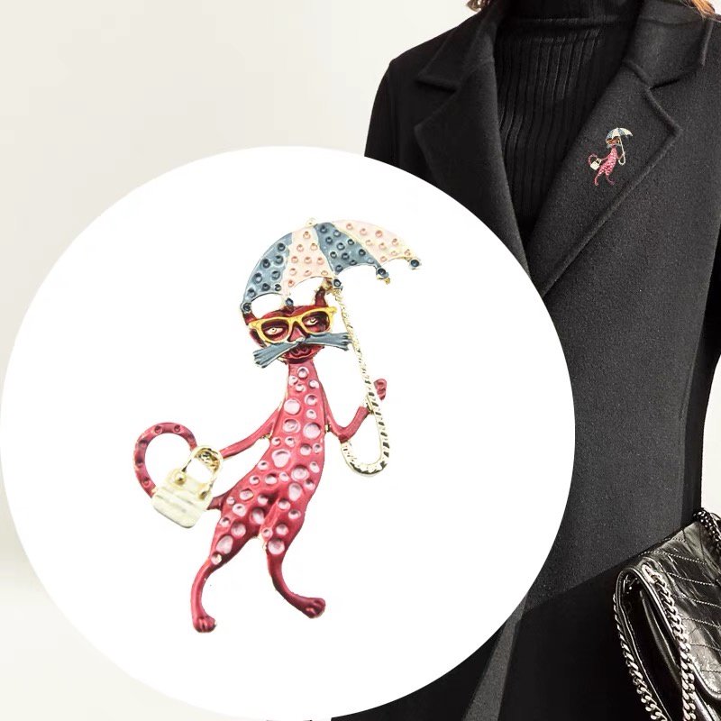 TRÂM CÀI ÁO CECY RED - BLUE CAT M606