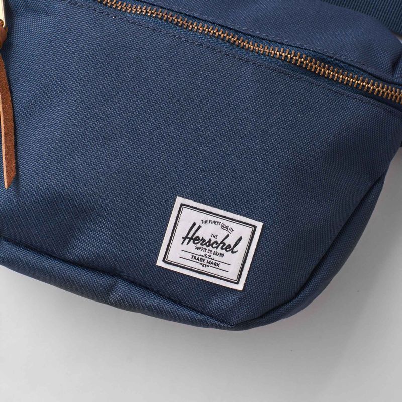 Túi Đeo Hông Herschel Sixteen Hip Pack Màu Xanh Navy