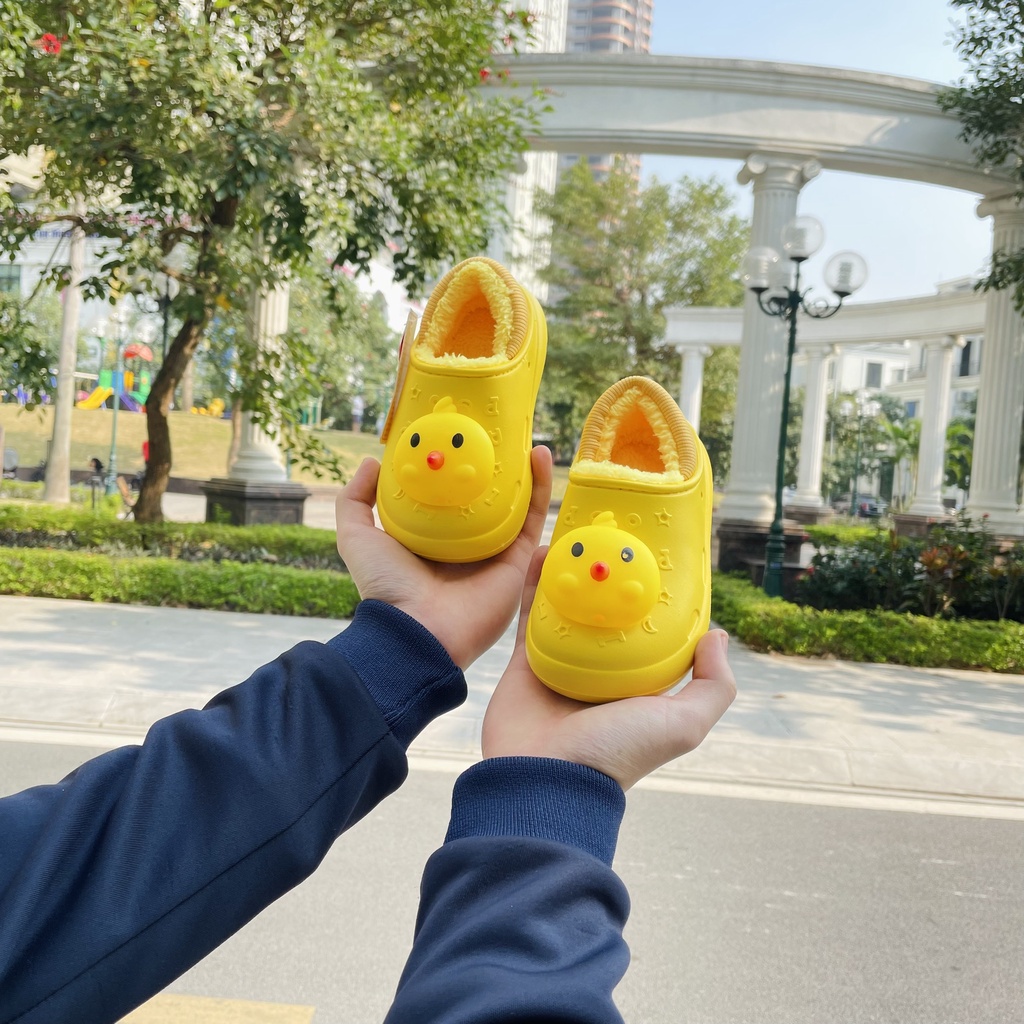 Dép sục lót lông chính hãng Cheeful Mario dành riêng cho các bé