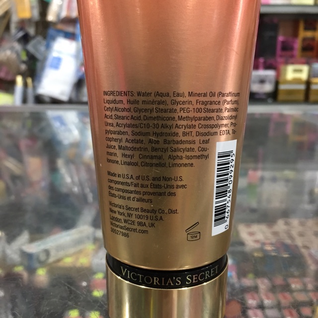 Dưỡng thể Victoria’s Secret Amber Romance 236ml