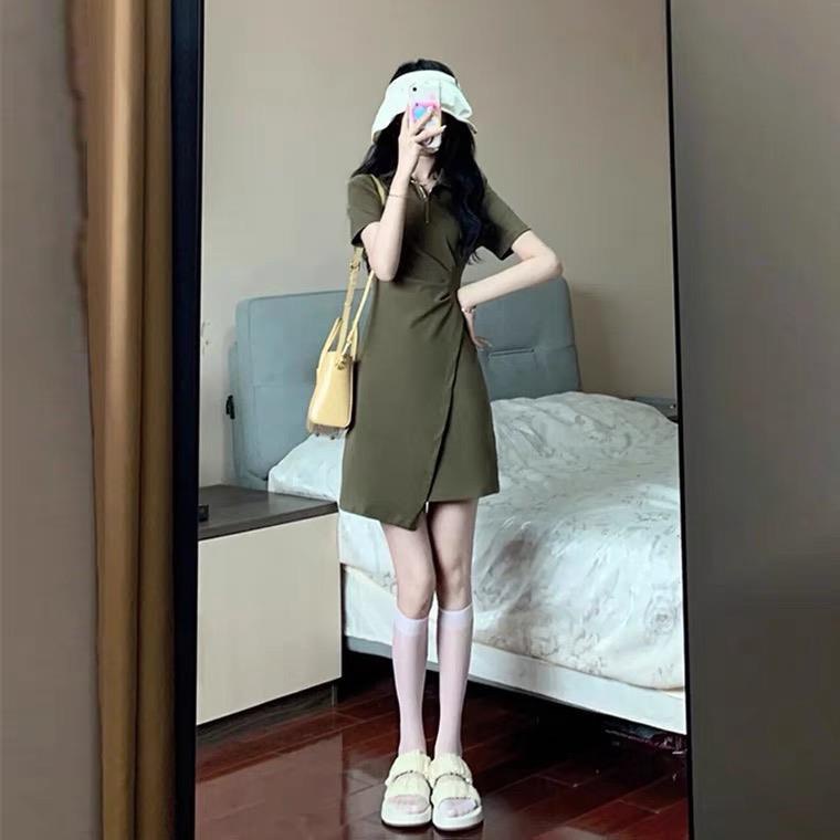 Váy đầm cổ POLO eo xinh đuôi xẻ tà hai màu lục đen phong cách Hàn Quốc MS816