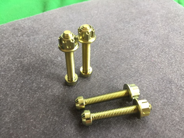 Ốc cốt gác chân 6li40 GR5 trụ và tán 6li dành cho tất cả các xe máy
