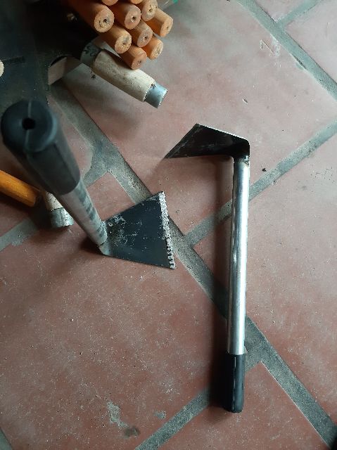 Cuốc làm vườn đô thị