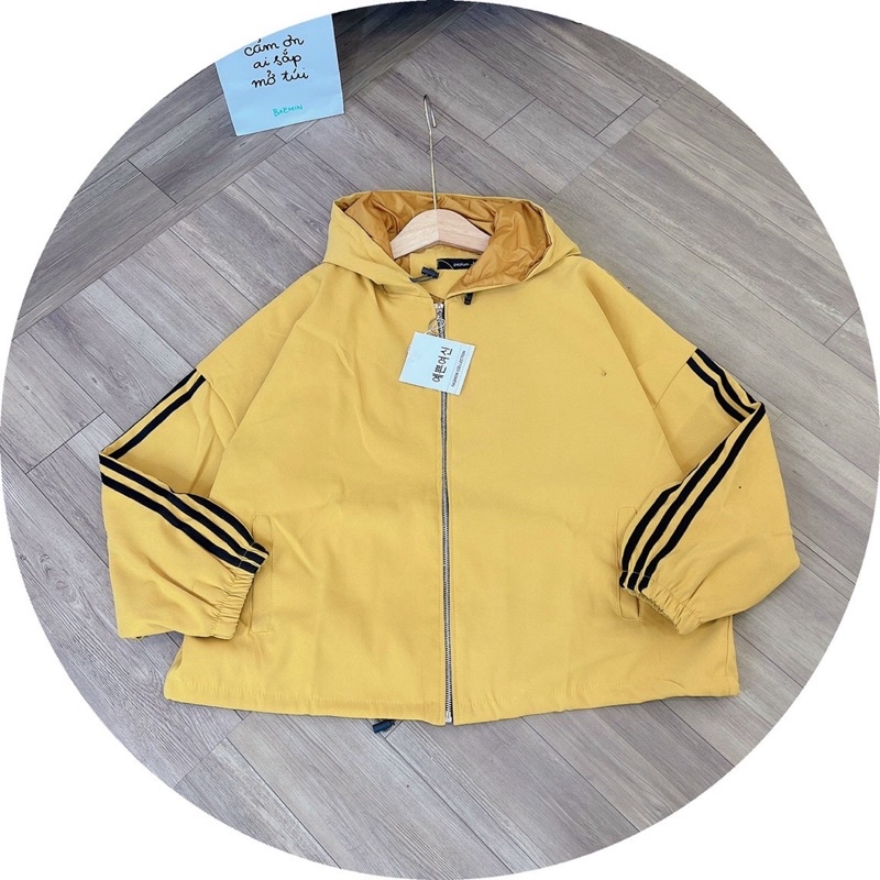 Áo khoác da lộn có nón hai lớp chạy viền