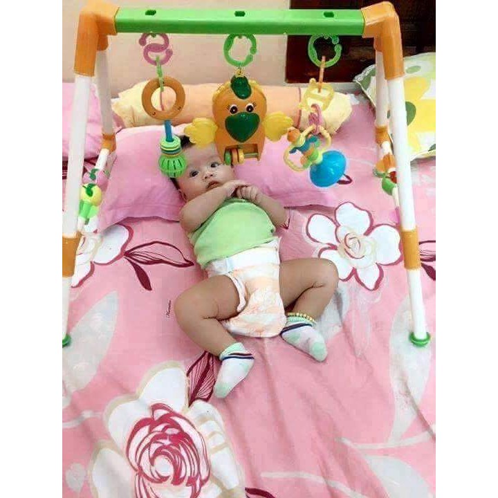 Bộ đồ chơi chữ a có con vẹt kích thích thị giác cho bé