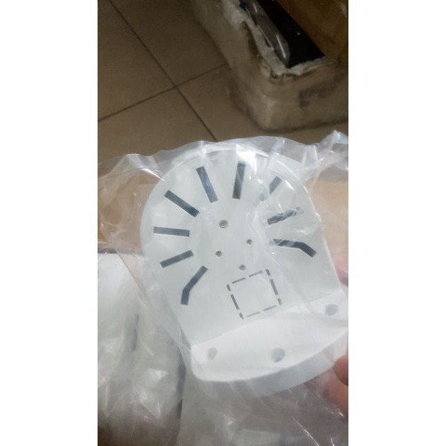 Chân đế gắn tường cho Camera Dome - Camera bán cầu | BigBuy360 - bigbuy360.vn