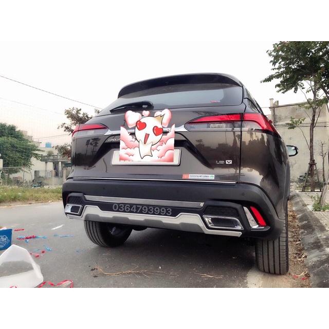 Lip pô sau xe Toyota Cross 2020 2021 Thể Thao Phong cách đẹp lắp đặt dễ dàng Lip chia pô đôi thể thao lắp đặt đơn giản