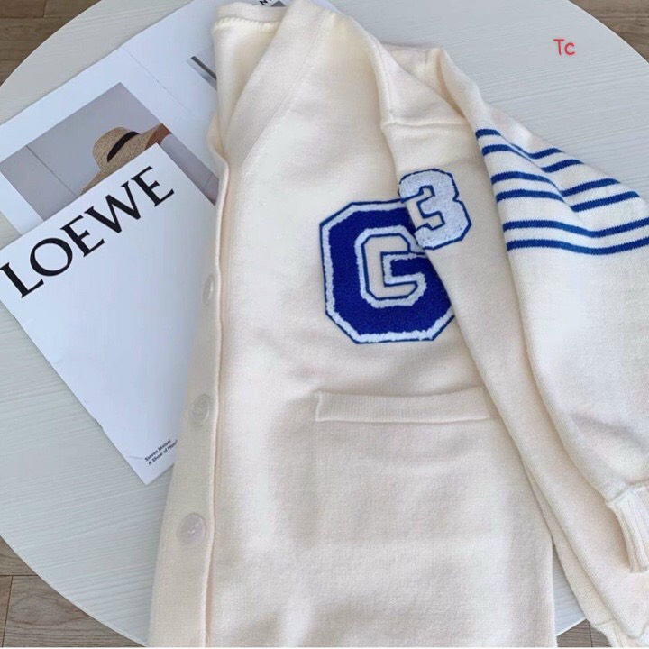 ÁO CARDIGAN IN CHỮ G FORM TO THỤNG CHÙM MÔNG CHẤT NỈ COTTON DẦY MỊN | BigBuy360 - bigbuy360.vn