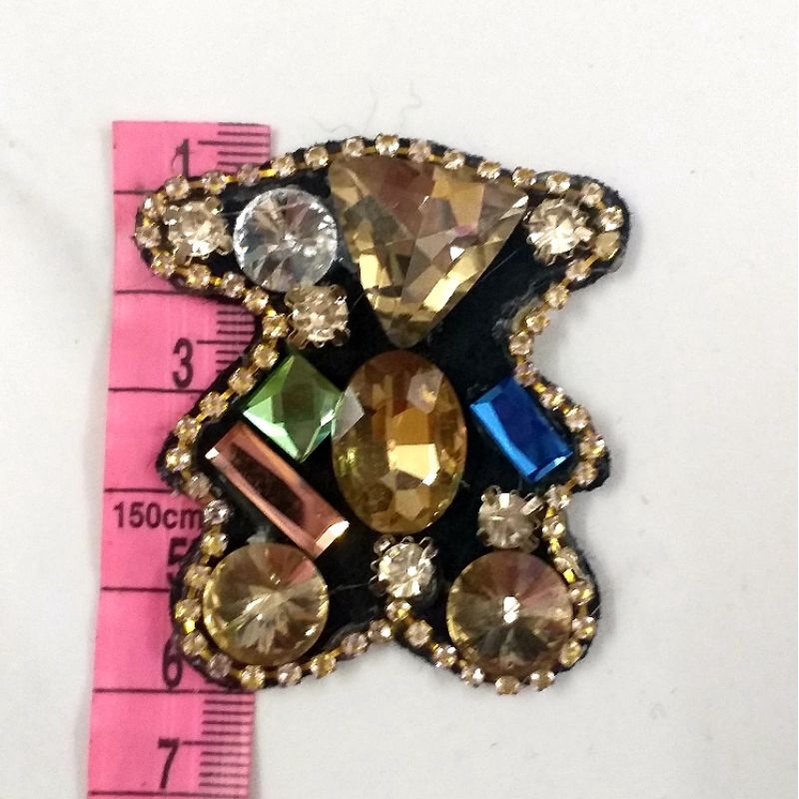 HÌNH ĐÍNH ĐÁ MAY LÊN ÁO