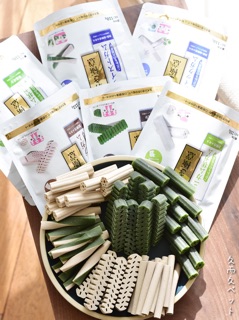 Snack gặm sạch răng DENT.DOC của Nhật cho thú cưng ( chó)
