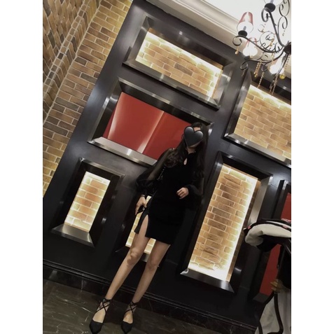 Đầm nhung cách tân cổ tàu - Váy sườn xám tay voan khoét ngực