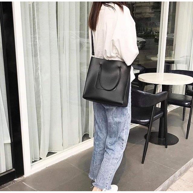 GIÁ SỐC  Túi Da A4 Basic Unisex