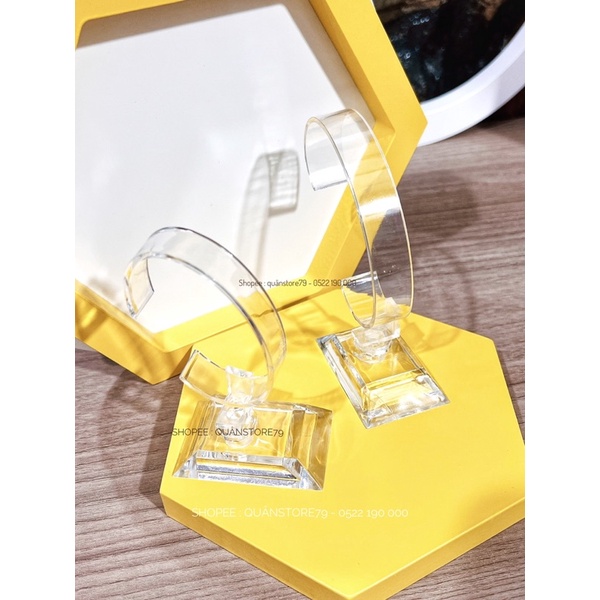 Kệ trưng bày đồng hồ acrylic