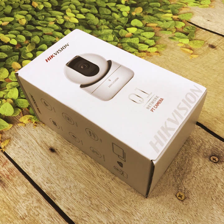 Camera IP wifi Hikvision DS-2CV2Q21FD-IW 2.0 Megapixel, quay quét 4 chiều, đầm thoại 2 chiều