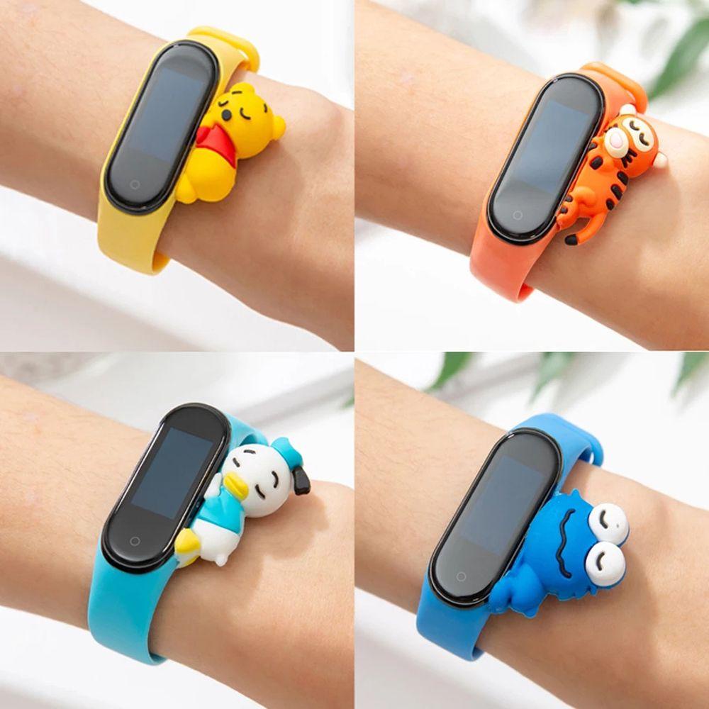 Ốp Bảo Vệ Đồng Hồ Thông Minh Xiaomi M3 M4 Hình Mickey Winnie the Pooh