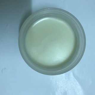 Kem Dưỡng Gót Chân làm từ hỗn hợp Dầu Dừa Nguyên Chất và Sáp Ong Tinh Khiết