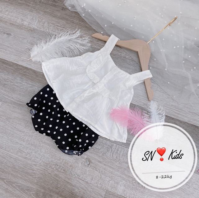 Bộ Đũi Sát Nách Cài Khuy Quần Chấm Bi Cho Bé Gái