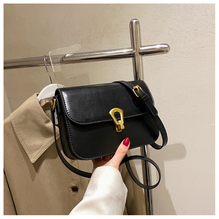 Túi xách nữ đeo chéo hàng cao cấp chất da mềm mịn tuyệt đẹp Capucha T149